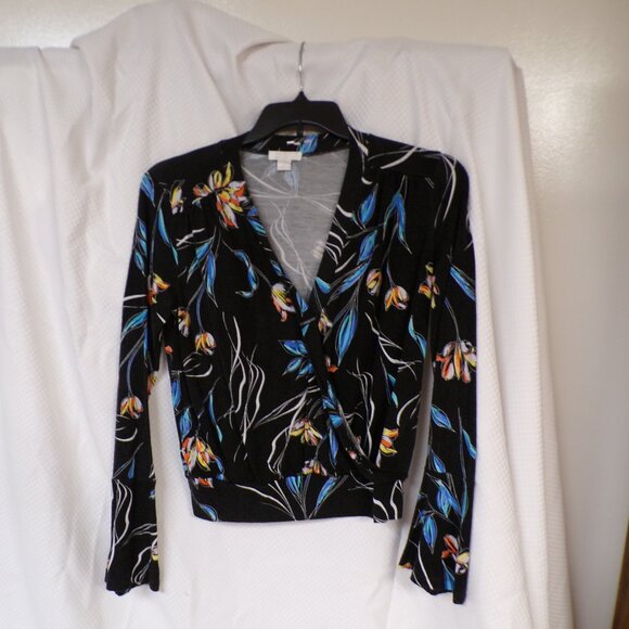 FINN & GRACE FLOURAL LONG SLEEVE DRESS BLOUSE - Picture 1 of 8